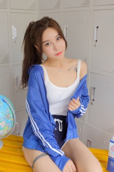 欧美拳头视频